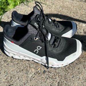 On ☁️ CloudUltra ☁️ Trail Running Shoe Size 6